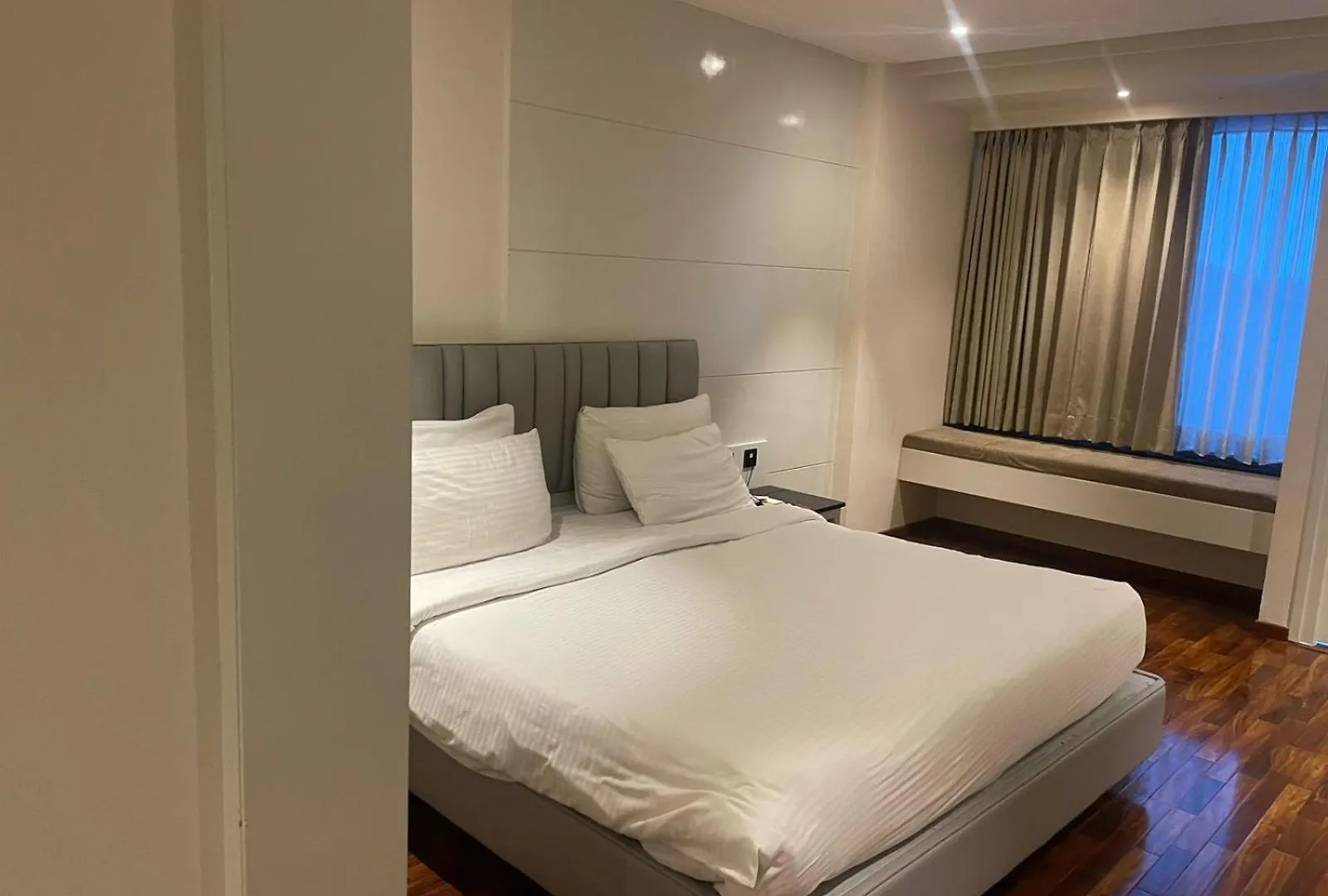 فندق مبيت وإفطار فاراناسي Blu O Shiv Ganga River View
